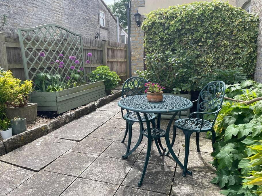 No 96 Chapel Lane - Self Contained Cottage In The Heart Of Butleigh Bagian luar foto