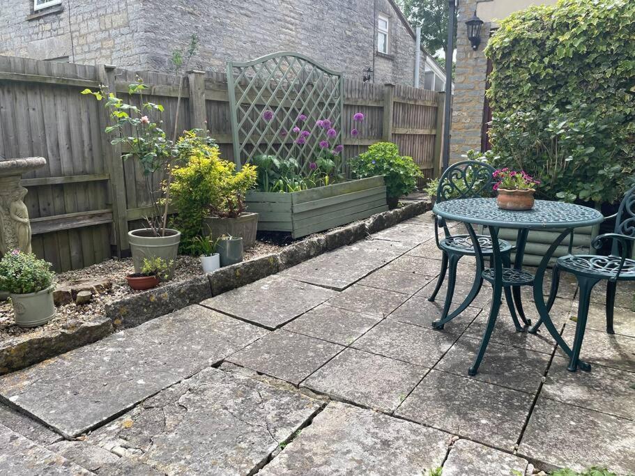No 96 Chapel Lane - Self Contained Cottage In The Heart Of Butleigh Bagian luar foto